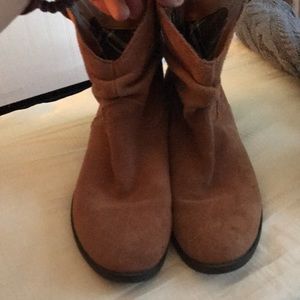 Brown boots